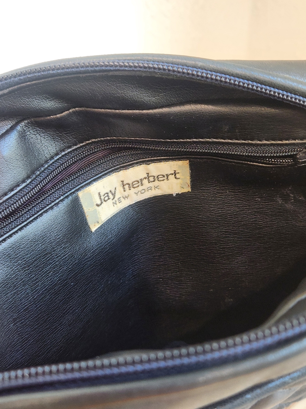 Vintage Jay Herbert Quilted Black Leather Crossbody Bag Gold Chain and Tassel - Picture 6 of 7